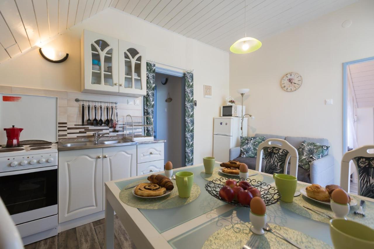 Holiday House Сиофок Екстериор снимка