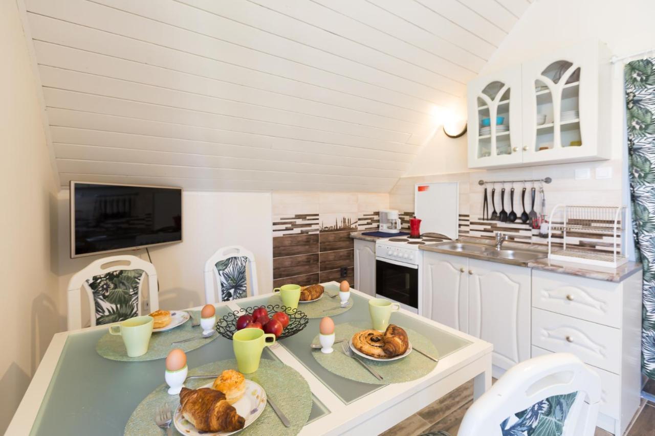 Holiday House Сиофок Екстериор снимка