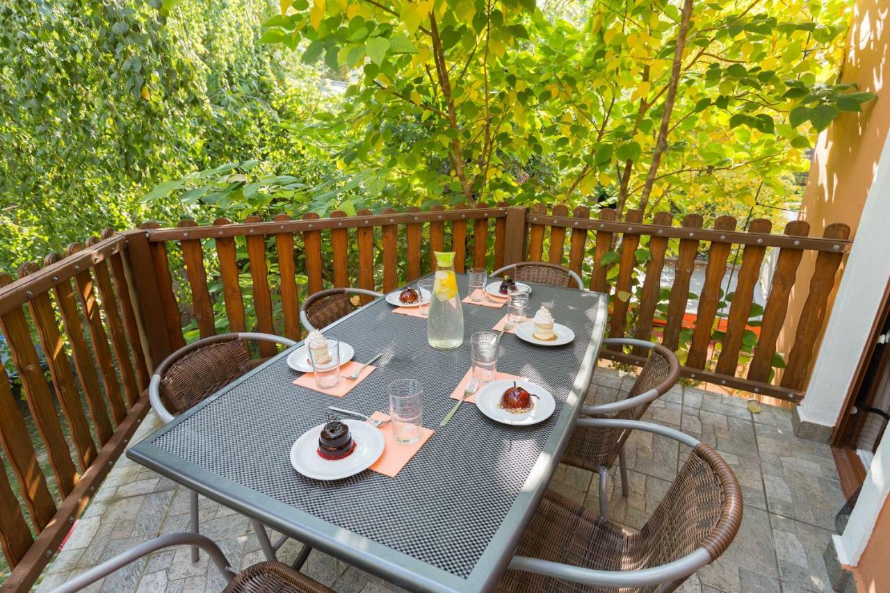 Holiday House Сиофок Екстериор снимка